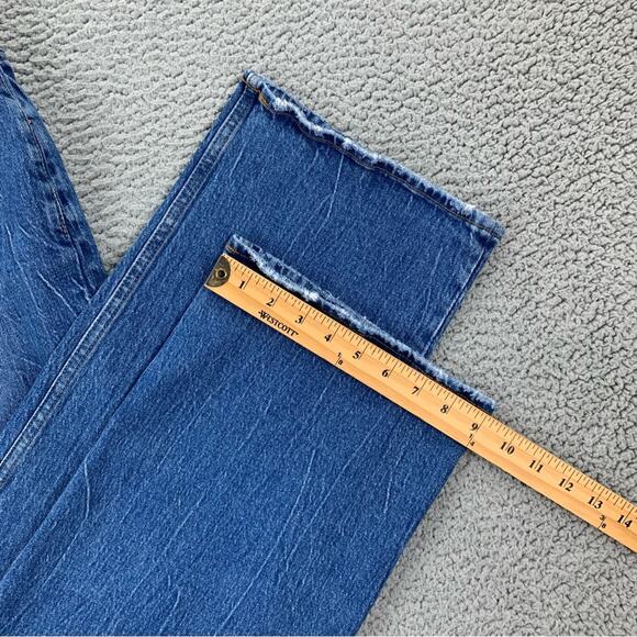 Abercrombie & Fitch Women's The '90's Baggy Low Rise Jeans - Size: 29/8s - Picture 11 of 15